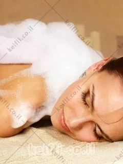 Professional massage, relieves back pain - in Krayot