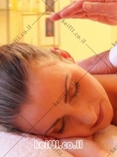 A liberating massage for women only in Gush Dan